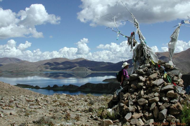 CHTN1744.jpg - Tibet: Yamdruk Tso Lake