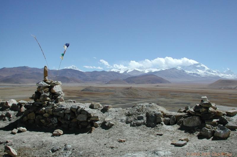 CHTN1856.jpg - Tibet: Tingri: Look at Mount Everest