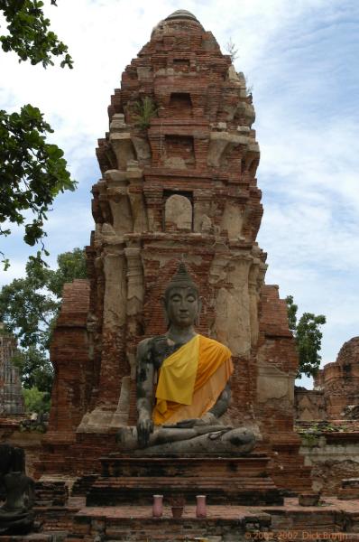 DSC_0650.jpg - Thailand:Kanchanaburi:Wat Mahathat