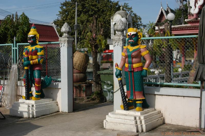 DSC_0721.jpg - Thailand:Phitsanulok:Wat Mahathat