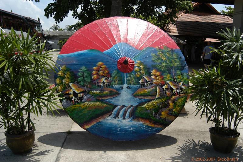 DSC_0846.jpg - Thailand:Chang Mai:umbrella making centre