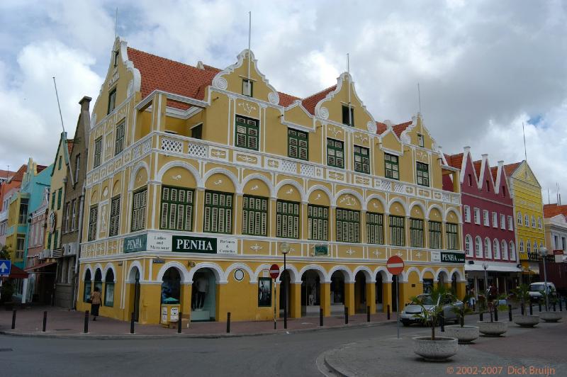 2005-11-08_011437PM.jpg - Curacao,Willemstad