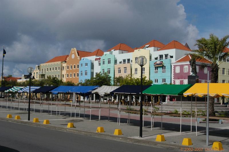 2005-11-08_104727AM.jpg - Curacao,Willemstad