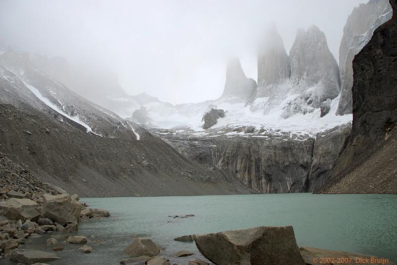 2006-11-28_08-20-31.jpg - Torres del Paine NP, Chile