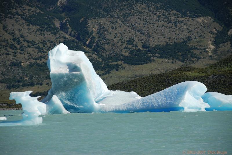 2006-12-01_10-01-41.jpg - Viedma Glacier, Argentina