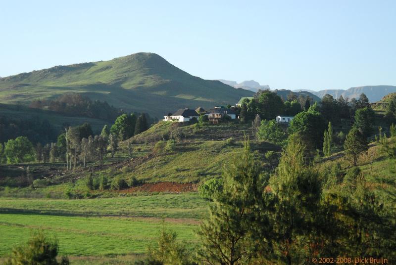 2007-11-11_17-51-30.jpg - Eagles Rock Mountain Retreat, Underberg, South Africa