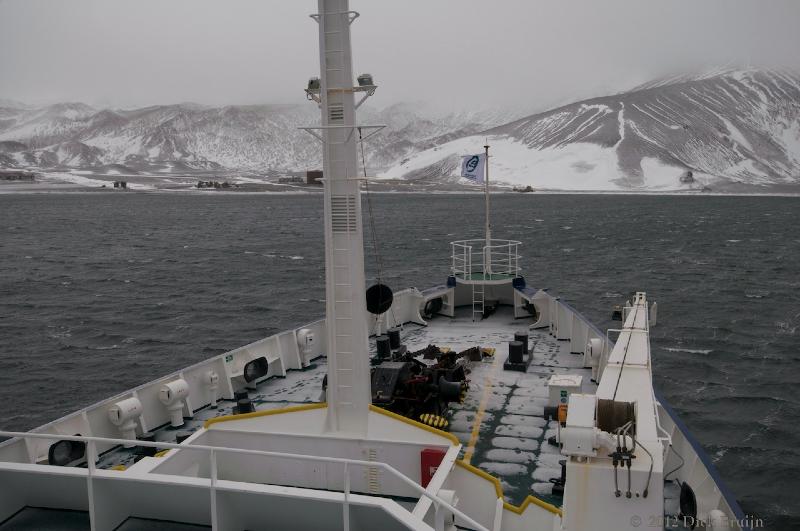 2012-04-01_15-02-04.jpg - Plancius, Deception, South Shetland Islands