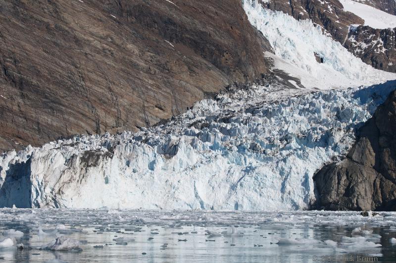 2012-04-16_15-21-54.jpg - Harker Glacier, Moraine Fjord, South Georgia